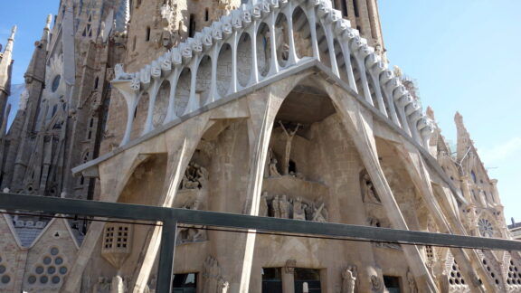 Barcelona Travel Guide: The Best Tapas Restaurant!