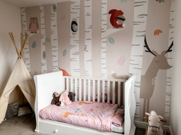 Murals Wallpaper Feature Review